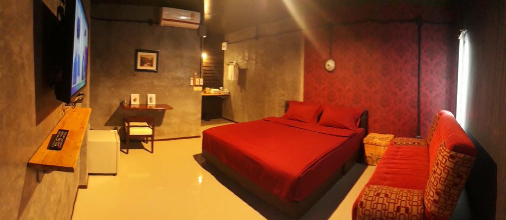 מוקדהאן Baantung Homestay מראה חיצוני תמונה