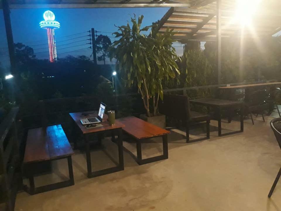 מוקדהאן Baantung Homestay מראה חיצוני תמונה