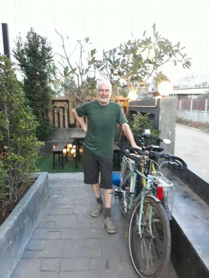 מוקדהאן Baantung Homestay מראה חיצוני תמונה